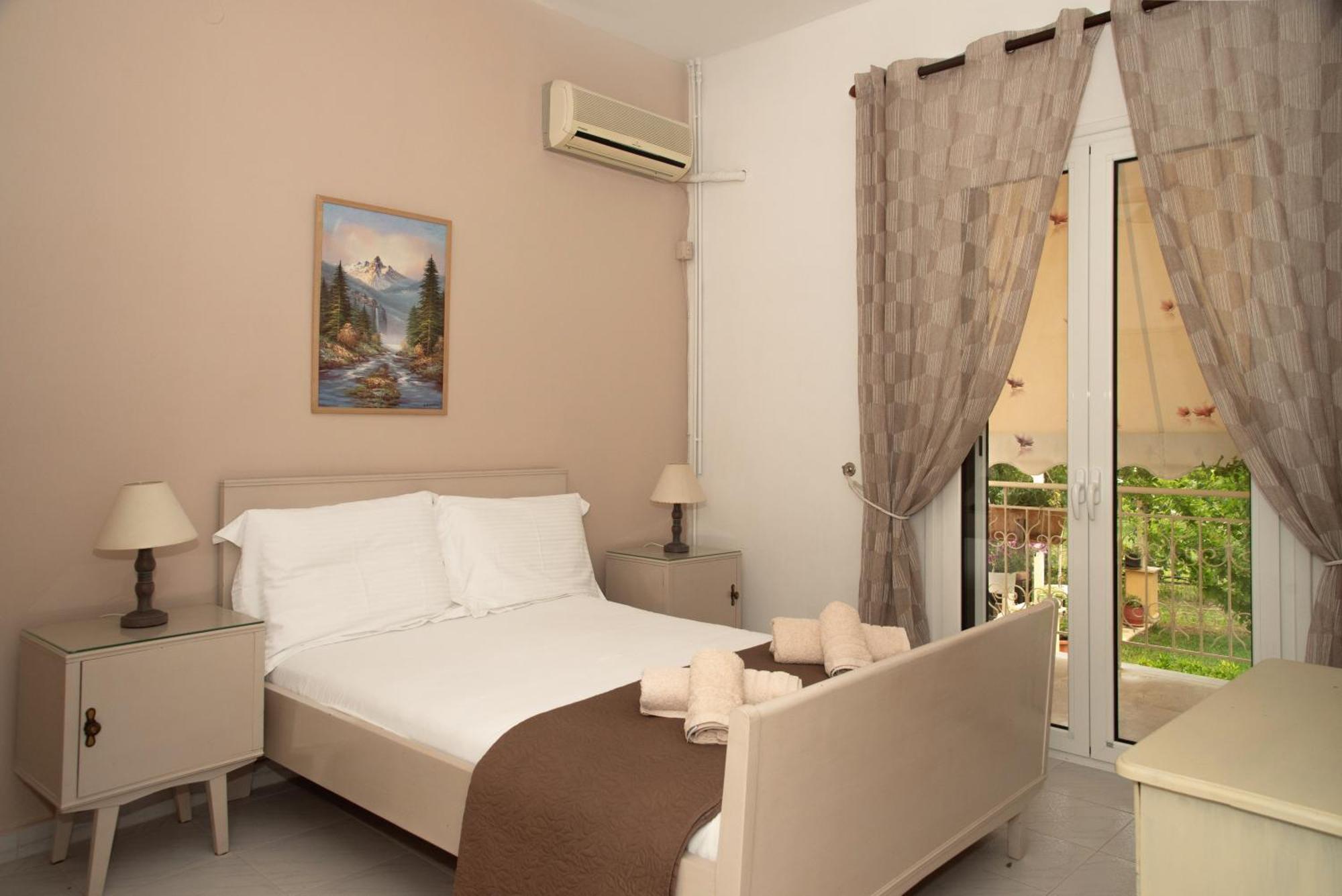 Mel Apartment *