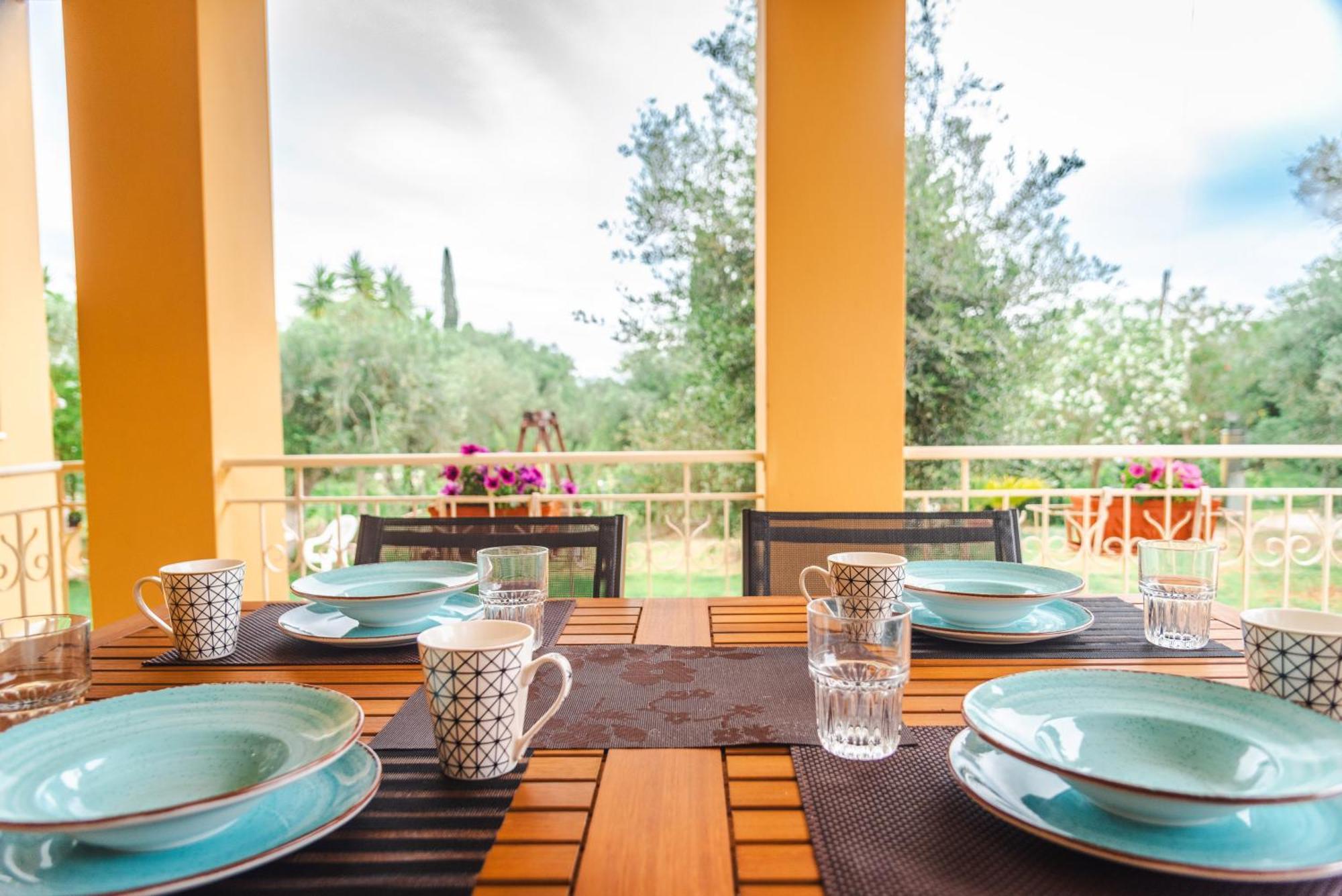 Mel Apartment Melikia