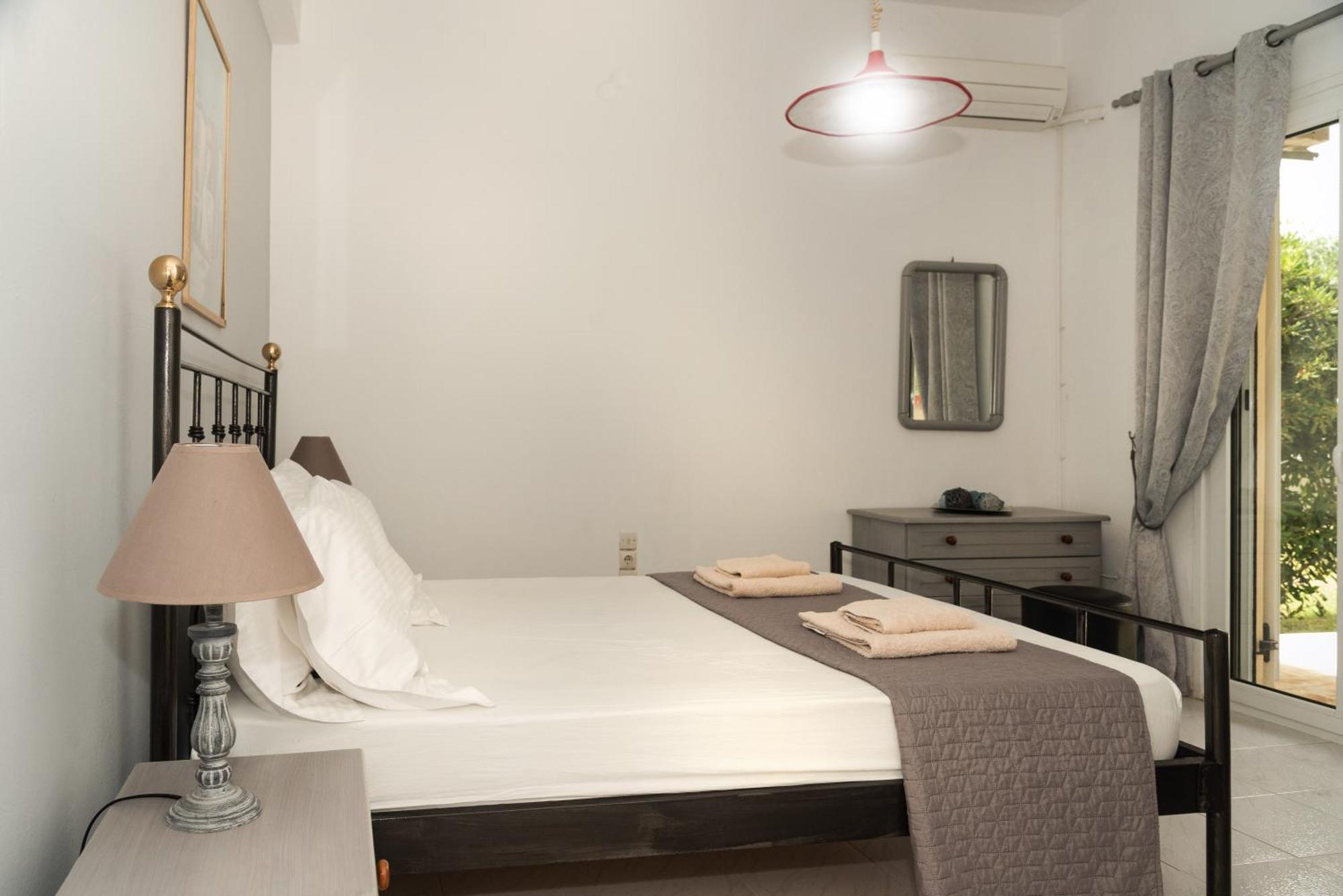 Mel Apartment Melikia